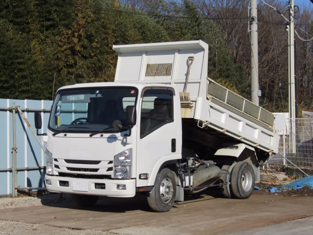 産廃 ダンプ